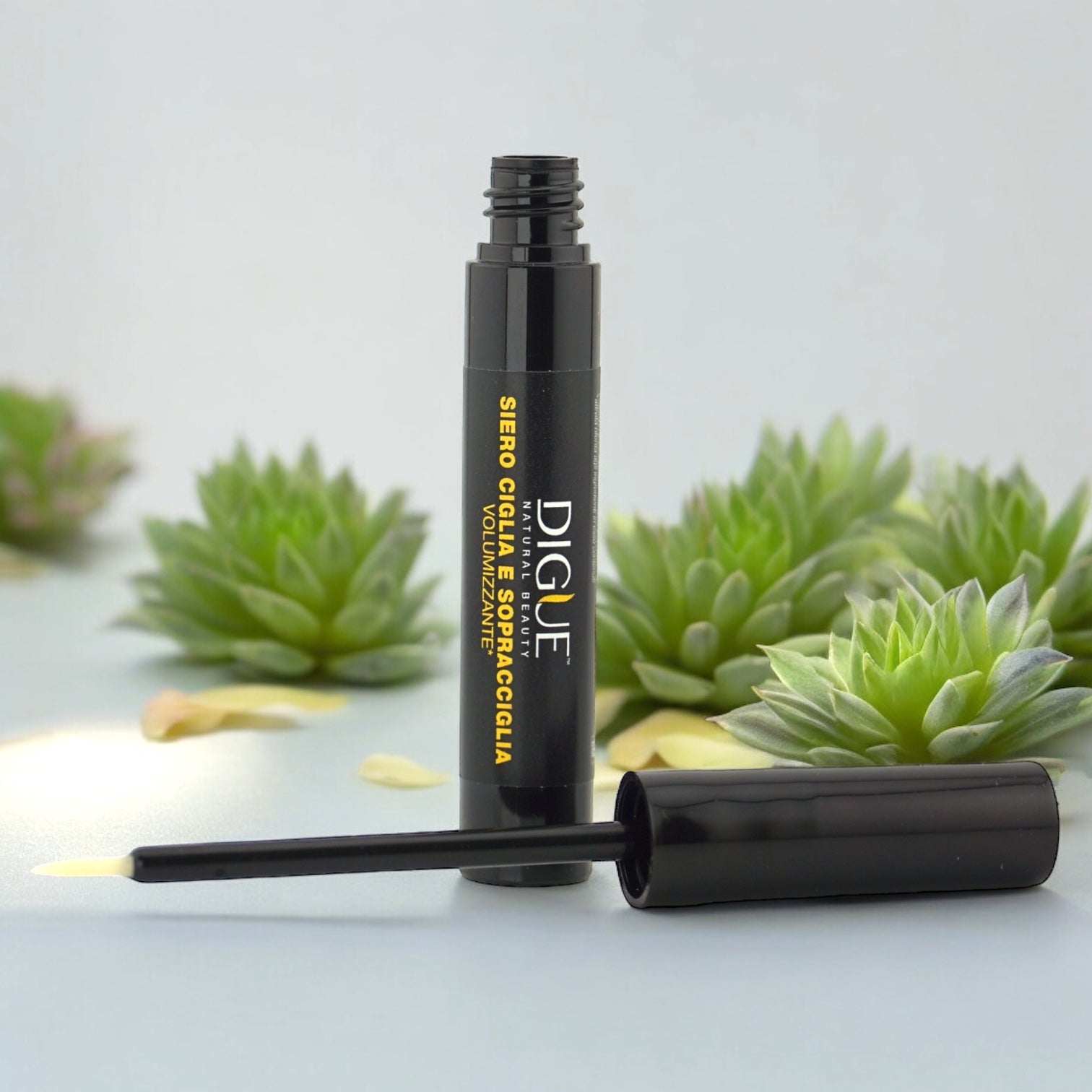 Siero Ciglia e Sopracciglia Volumizzante - Bio e Naturale - Stimola la Crescita in 4 Settimane - 7ml Made in Italy